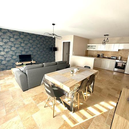 Le Petit Phuket Apartment Saint-Laurent-sur-Saone Exterior foto